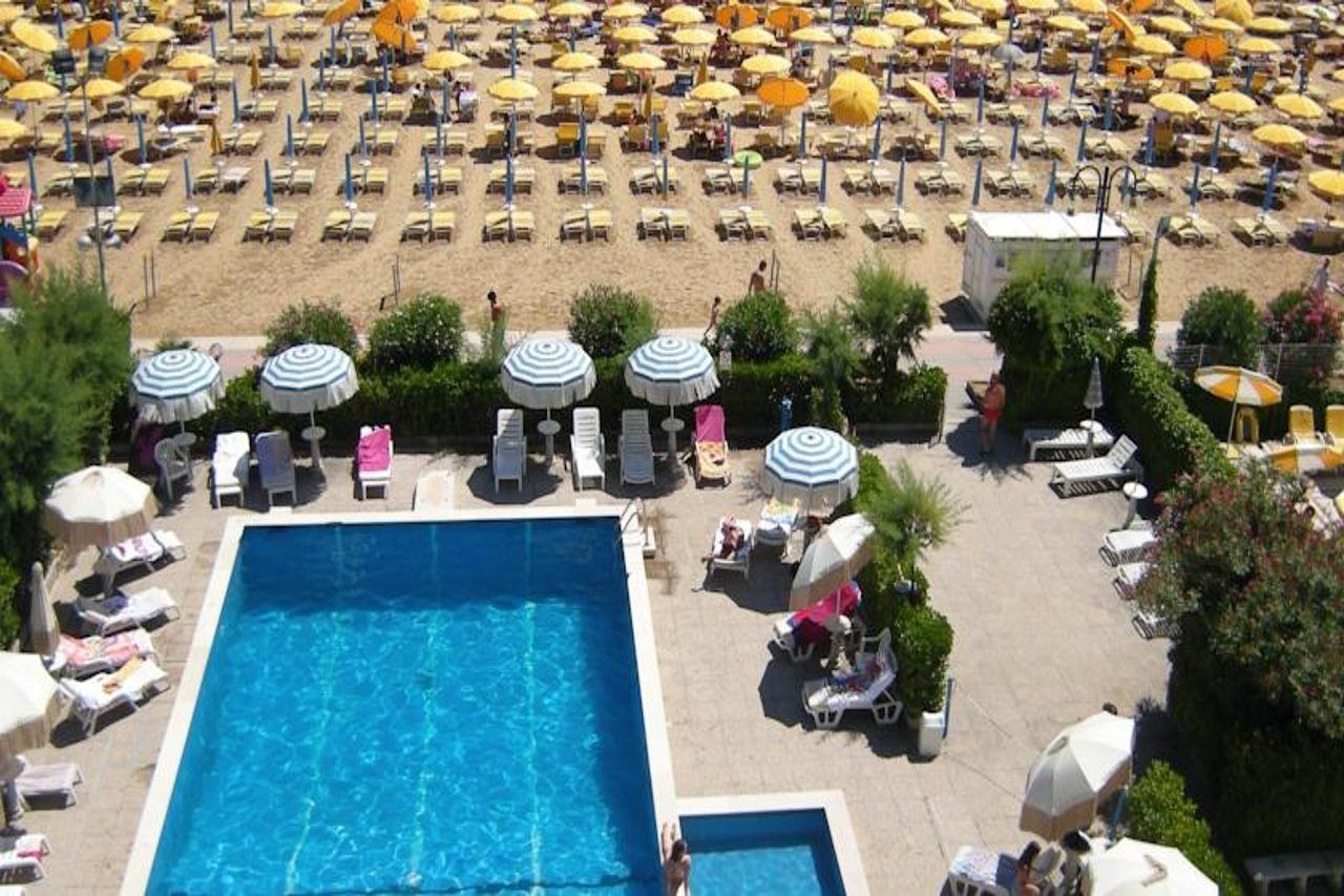 Hotel Imperial Palace Lido di Jesolo Eksteriør billede